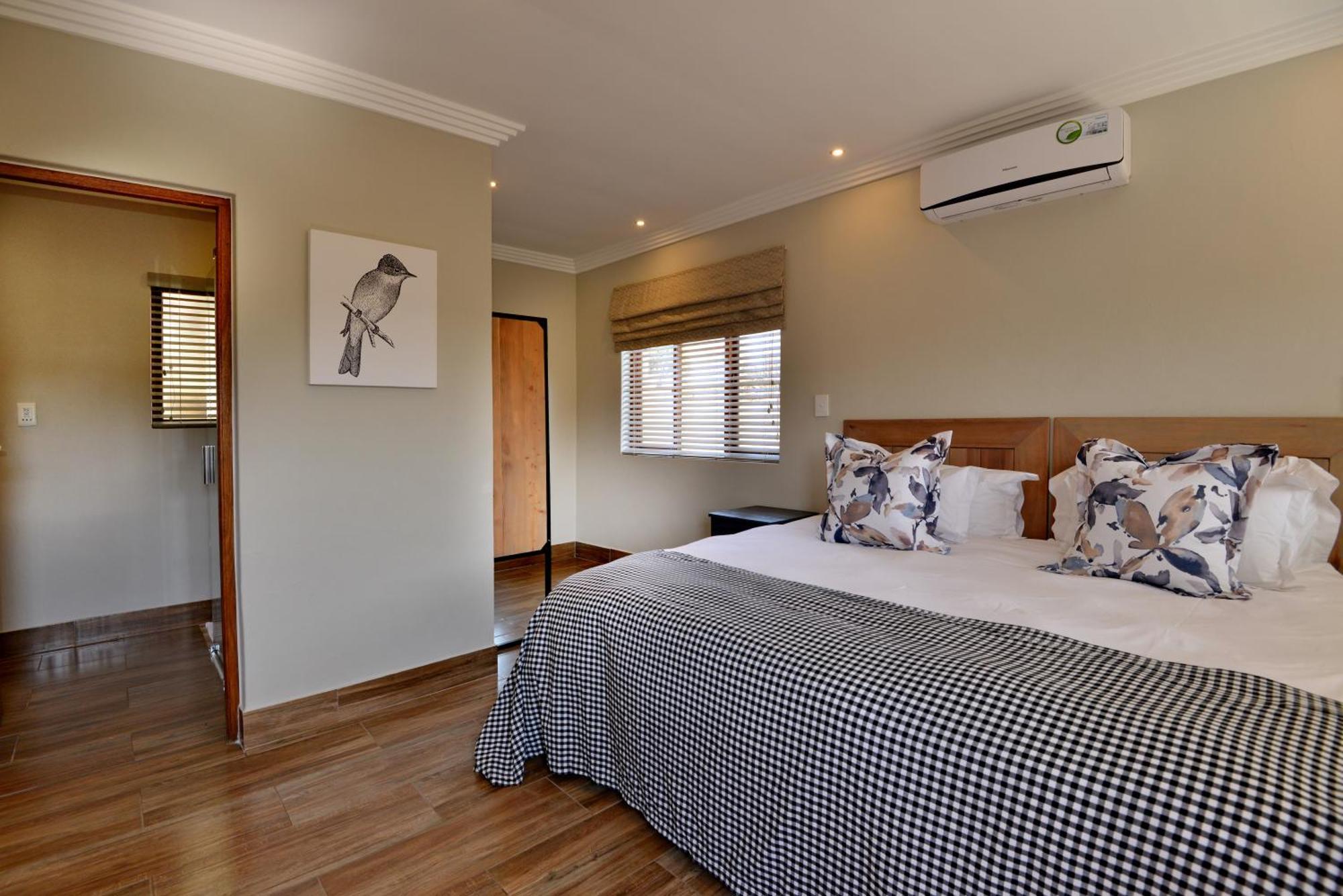 Thanda Manzi Country Hotel Центурион Экстерьер фото